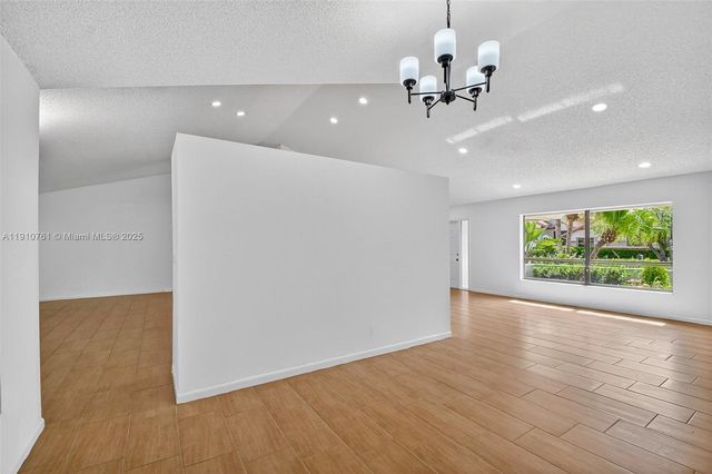 9721 Majestic Way, Boynton Beach, FL 33437