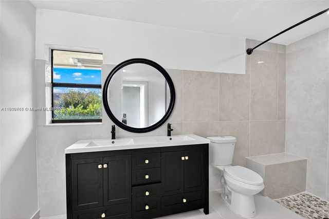 9721 Majestic Way, Boynton Beach, FL 33437