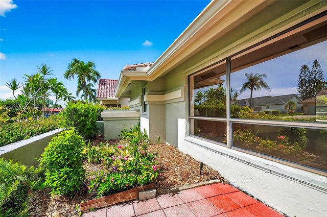 9721 Majestic Way, Boynton Beach, FL 33437