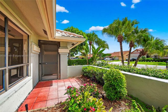 9721 Majestic Way, Boynton Beach, FL 33437
