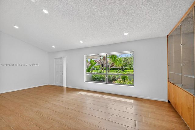 9721 Majestic Way, Boynton Beach, FL 33437