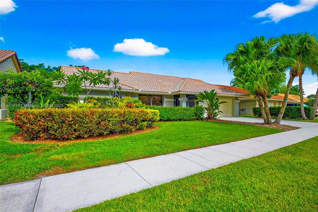 9721 Majestic Way, Boynton Beach, FL 33437