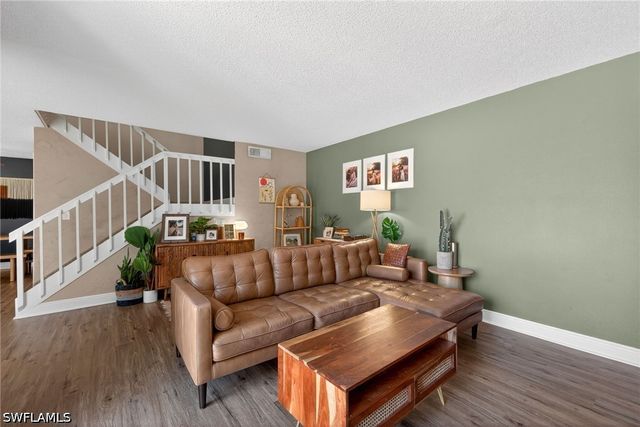 1466 Park Shore CIR 3, Fort Myers, FL 33901