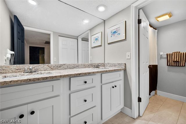 1466 Park Shore CIR 3, Fort Myers, FL 33901