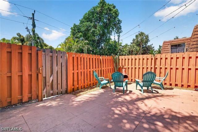1466 Park Shore CIR 3, Fort Myers, FL 33901