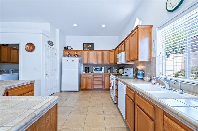 2840 La Paloma Drive, Bullhead City, AZ 86429