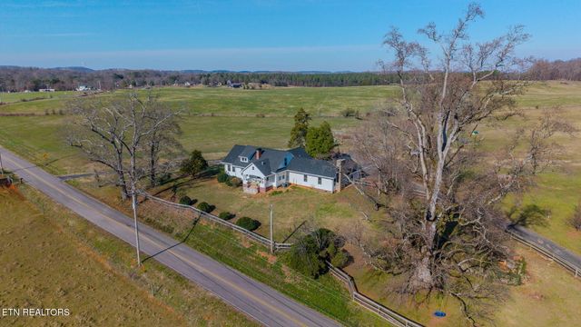 2341 County Road 561, Athens, TN 37303