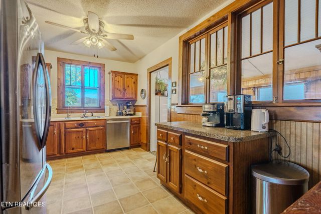 2341 County Road 561, Athens, TN 37303