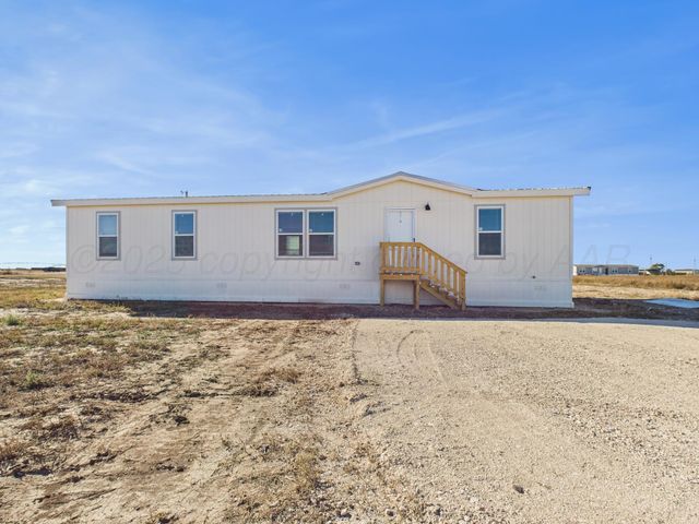 112 Quail Lane, Dumas, TX 79029