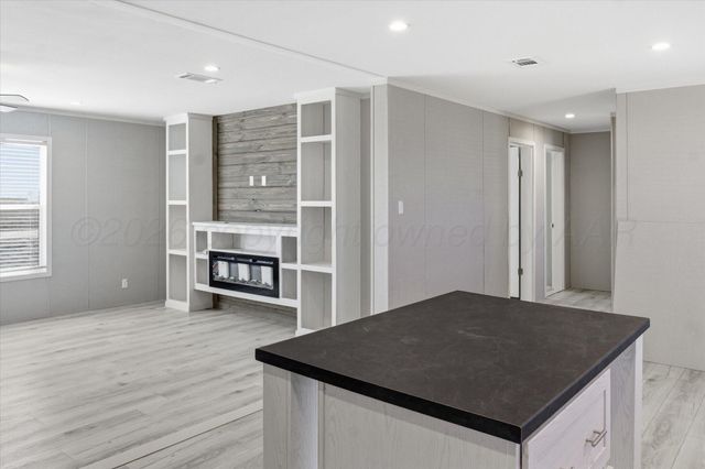 112 Quail Lane, Dumas, TX 79029