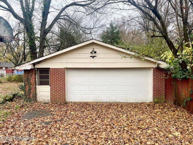 4006 Weigela Dr, Louisville, KY 40219