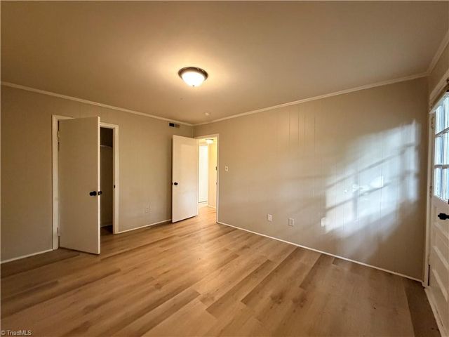 142 Weatherwood Court B, Winston-salem, NC 27103