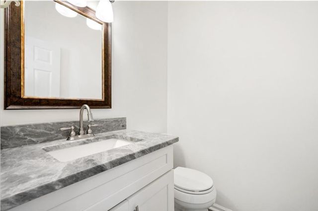 10895 Glenbarr Drive, Johns Creek, GA 30097