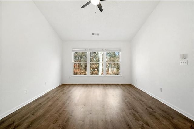 10895 Glenbarr Drive, Johns Creek, GA 30097