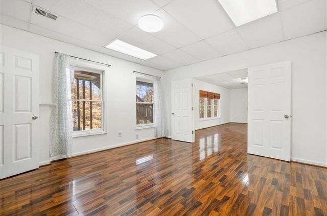 10895 Glenbarr Drive, Johns Creek, GA 30097