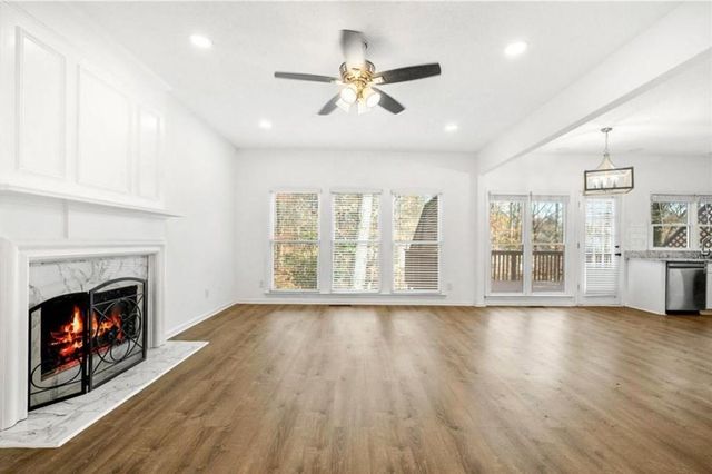 10895 Glenbarr Drive, Johns Creek, GA 30097