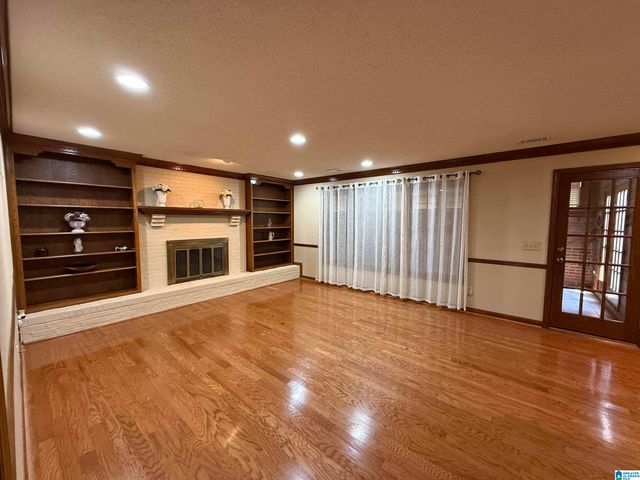 1748 NAPIER DRIVE, Hoover, AL 35226