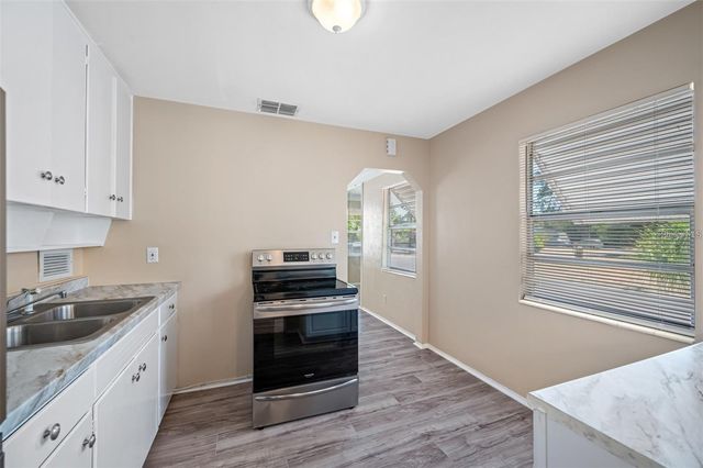 5055 3RD AVENUE S, St Petersburg, FL 33707