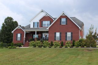 2105 Foster Cir, Cookeville, TN 38501