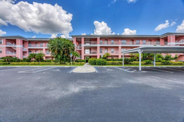 2040 WILLOW HAMMOCK CIRCLE 301, Punta Gorda, FL 33983