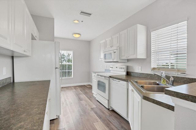 2040 WILLOW HAMMOCK CIRCLE 301, Punta Gorda, FL 33983