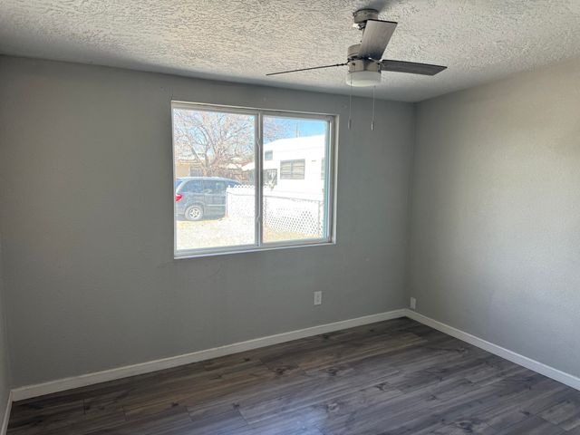 4630 Valley Garden Drive SW, Albuquerque, NM 87105