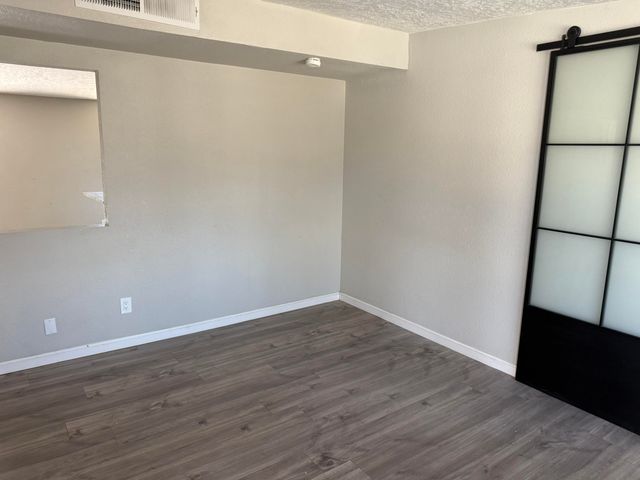 4630 Valley Garden Drive SW, Albuquerque, NM 87105