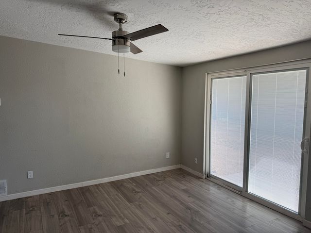 4630 Valley Garden Drive SW, Albuquerque, NM 87105