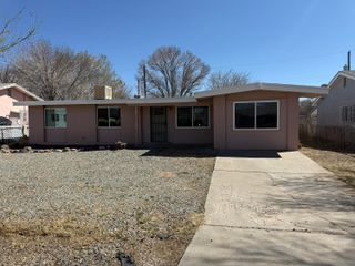 4630 Valley Garden Drive SW, Albuquerque, NM 87105
