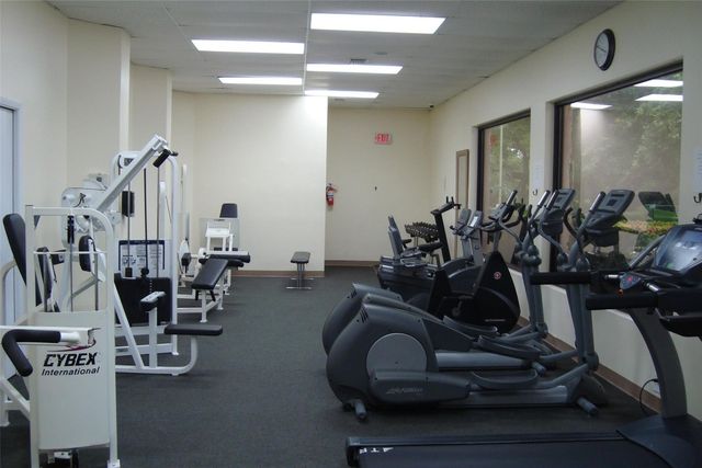 3120 Holiday Springs Boulevard 106, Margate, FL 33063