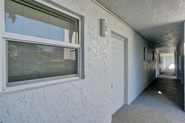 3120 Holiday Springs Boulevard 106, Margate, FL 33063