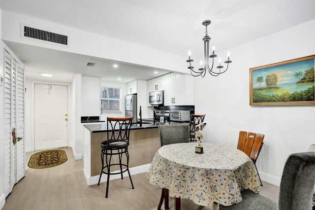 3120 Holiday Springs Boulevard 106, Margate, FL 33063