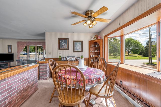 7 Peters St, North Andover, MA 01845