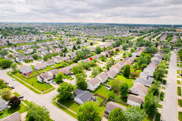 1443 Blue Brook Way, Greenwood, IN 46143
