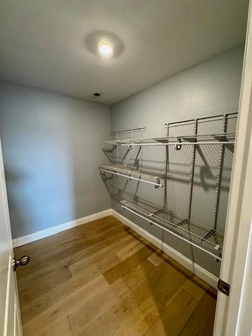 1013 Squirrel Nest Lane, Lexington, KY 40509