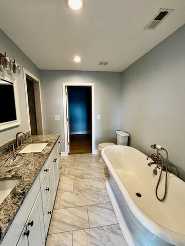 1013 Squirrel Nest Lane, Lexington, KY 40509