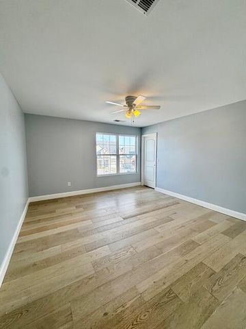 1013 Squirrel Nest Lane, Lexington, KY 40509