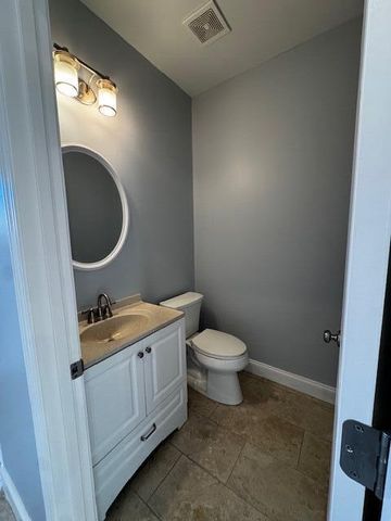 1013 Squirrel Nest Lane, Lexington, KY 40509