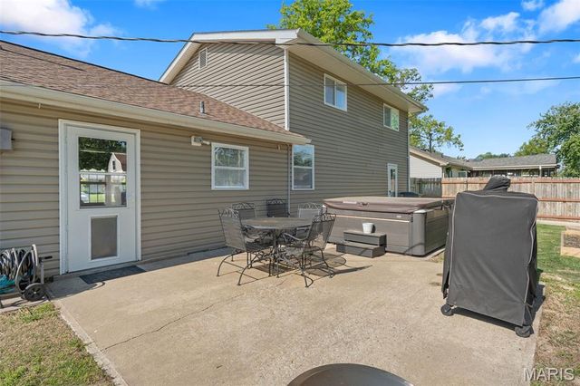 413 Prince David Drive, O'fallon, MO 63366