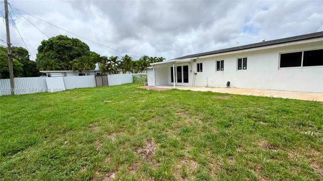 3400 NW 173rd Terrace 1, Miami Gardens, FL 33056