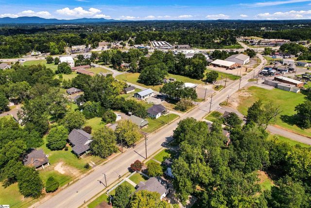 315 Arlington Road, Greer, SC 29651