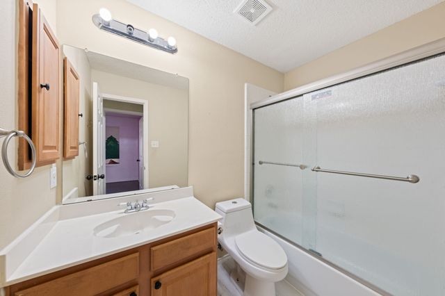 6718 Meadowcrest Drive, Arlington, TX 76002