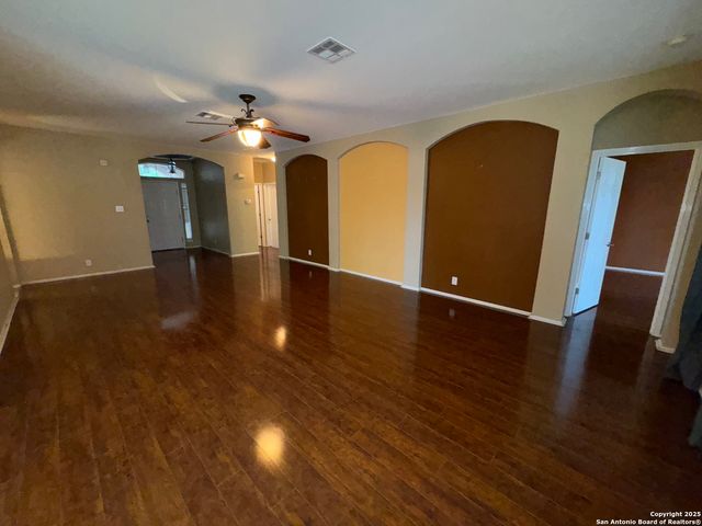 4922 MACEY TRL, San Antonio, TX 78253