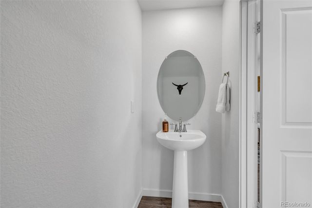 828 Yankee Boy Loop, Elizabeth, CO 80107