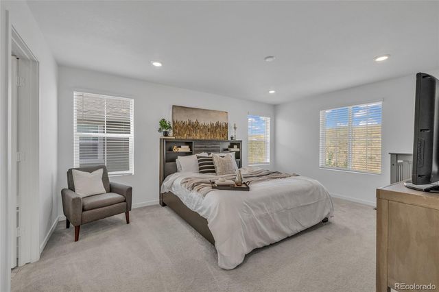 828 Yankee Boy Loop, Elizabeth, CO 80107