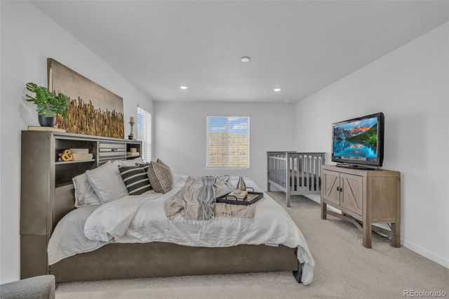 828 Yankee Boy Loop, Elizabeth, CO 80107