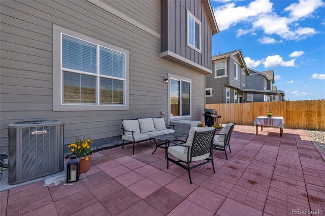 828 Yankee Boy Loop, Elizabeth, CO 80107