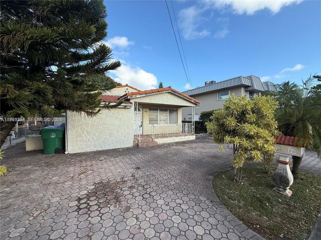 85 SW 30th Ave, Miami, FL 33135