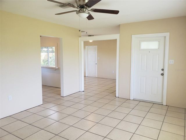 7475 19TH AVENUE N, St Petersburg, FL 33710