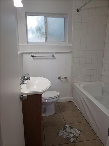 7475 19TH AVENUE N, St Petersburg, FL 33710